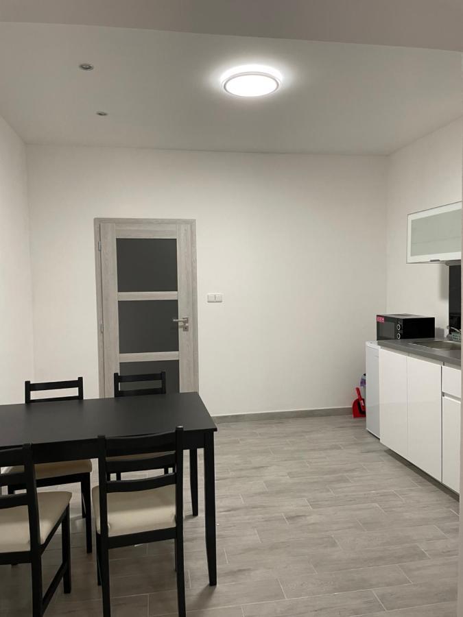 Apartmant T&T Egra  Extérieur photo