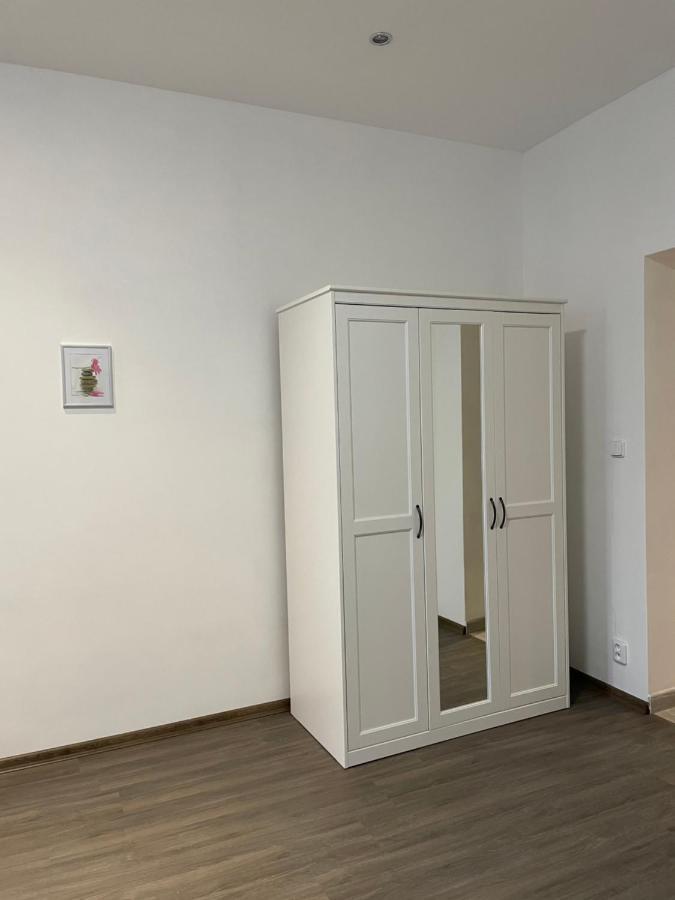 Apartmant T&T Egra  Extérieur photo