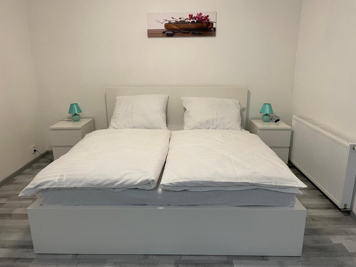 Apartmant T&T Egra  Extérieur photo